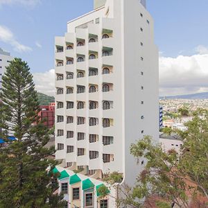 Hotel Plaza Del Libertador